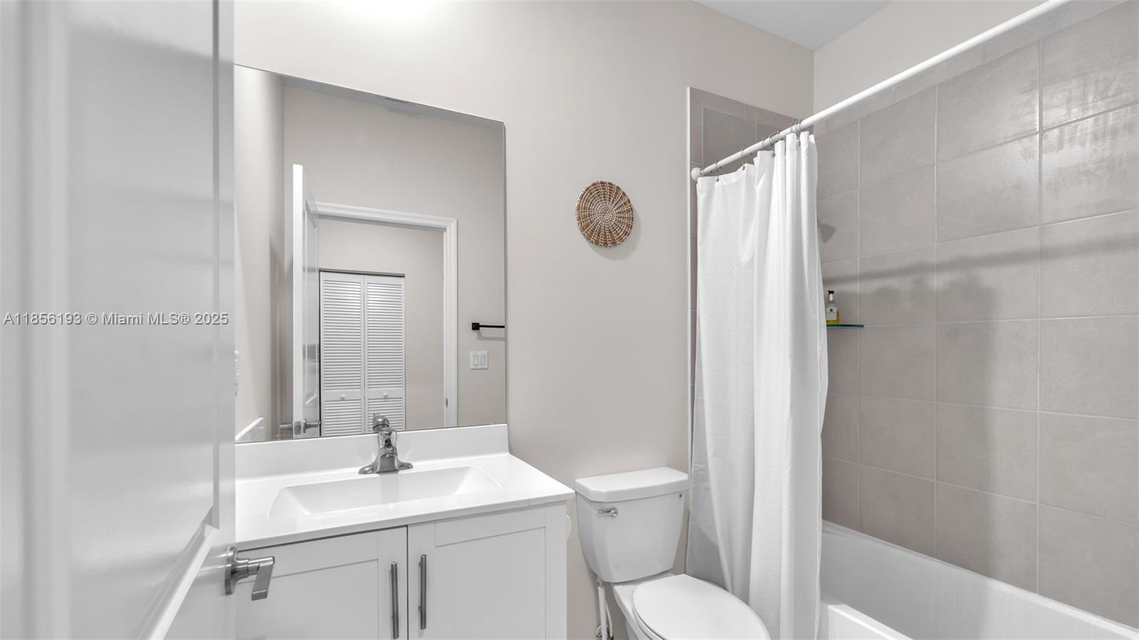 S ALLAPATTAH GARDENS - Residential