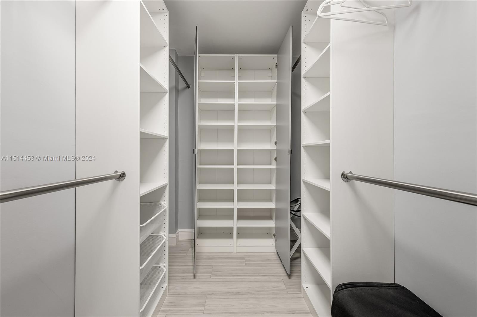 Bal Harbour 101 - Residential