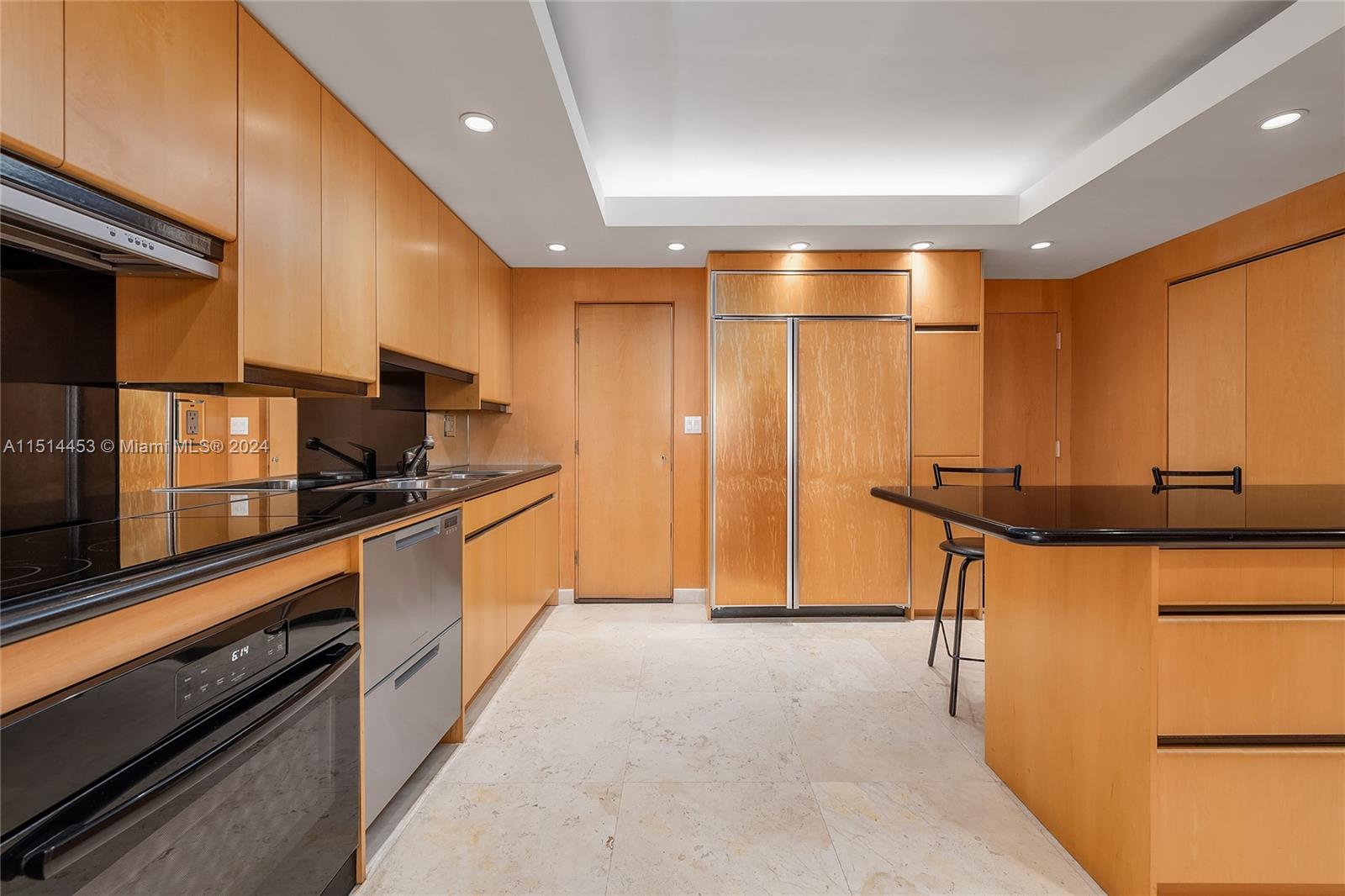 Bal Harbour 101 - Residential