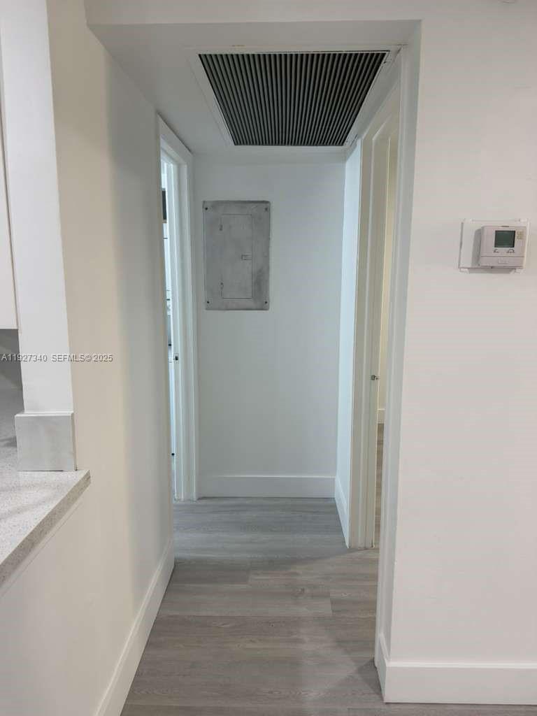 WINDING LAKE TWO AT WELLE - Residential Lease