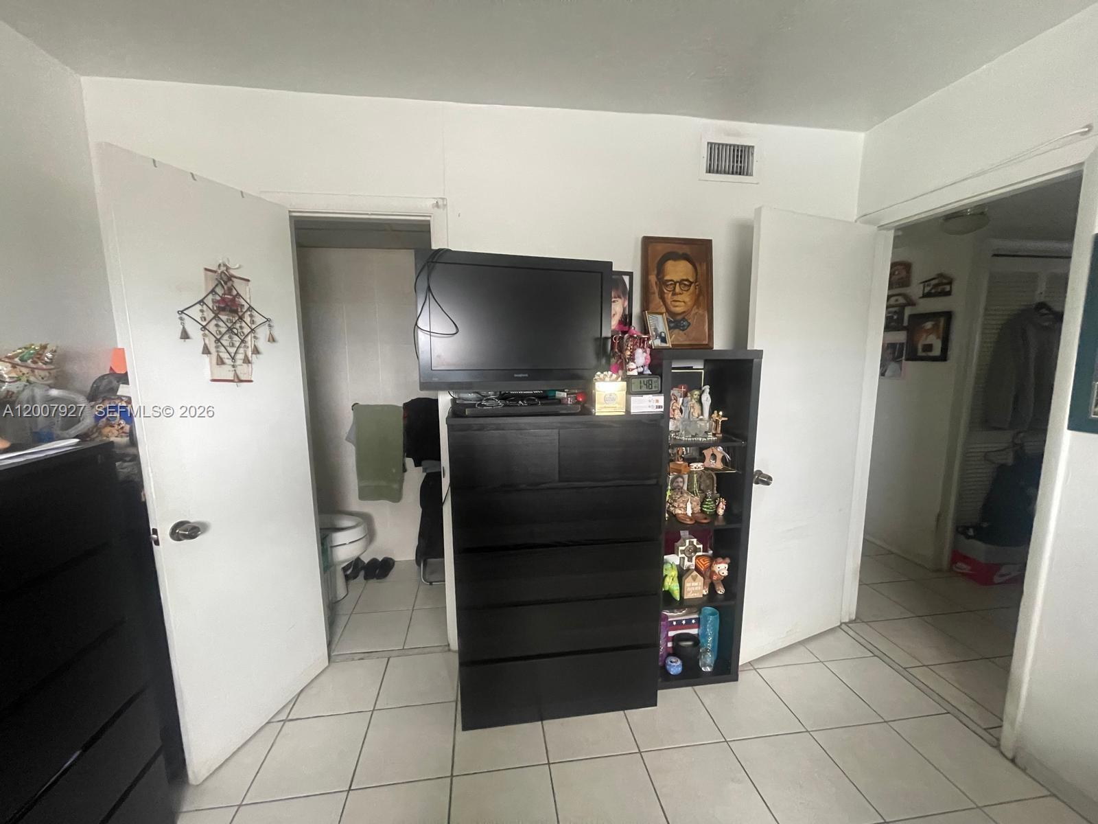 SPRINGS TOWERS CONDO - Residential