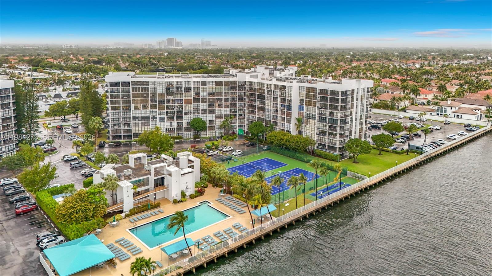 OCEANVIEW PARK CONDO - Residential