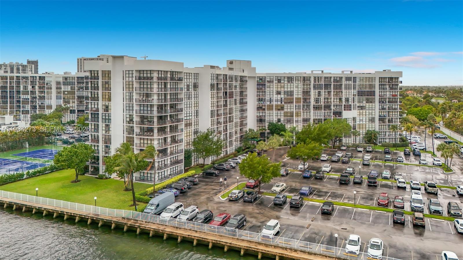 OCEANVIEW PARK CONDO - Residential