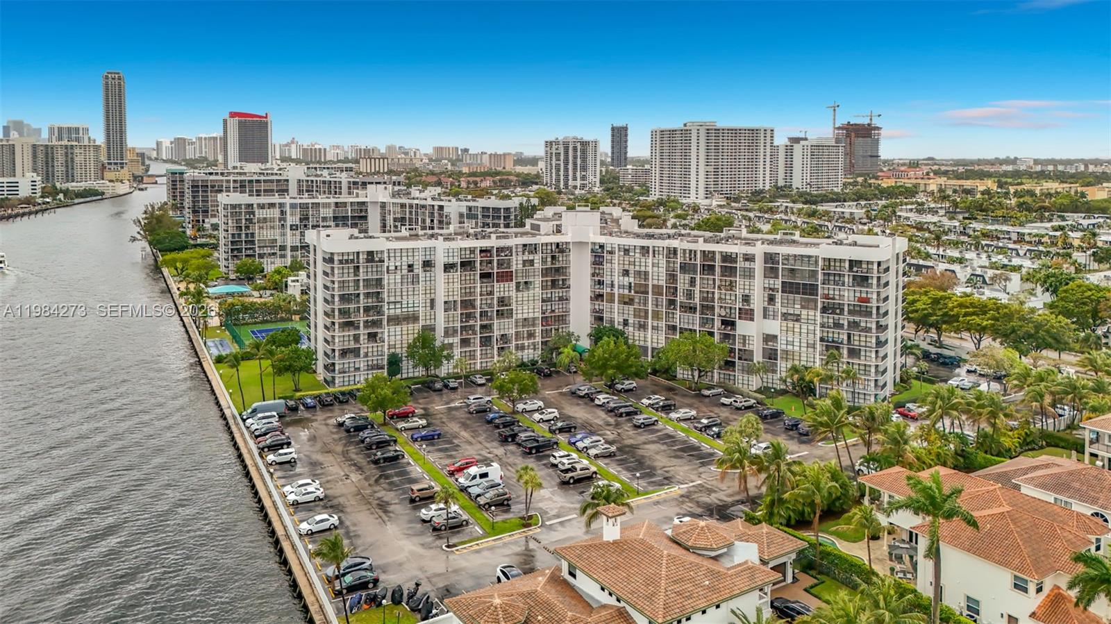 OCEANVIEW PARK CONDO - Residential