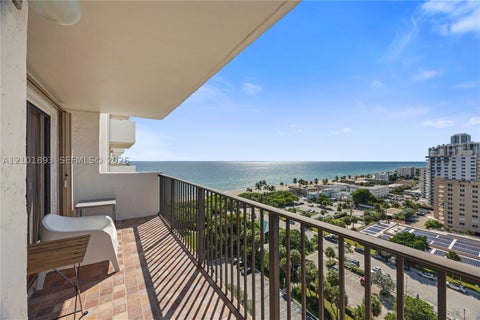 Photo of 1201 S Ocean Dr #1610S, Hollywood, FL 33019 (MLS # A12101893)