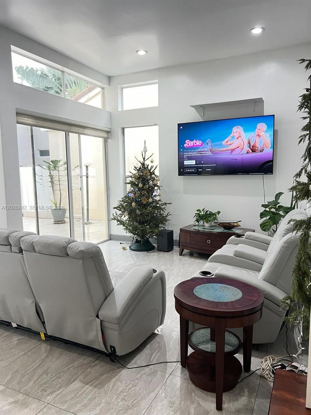 Photo of 1120 Papaya St #0, Hollywood, FL 33019 (MLS # A12028292)