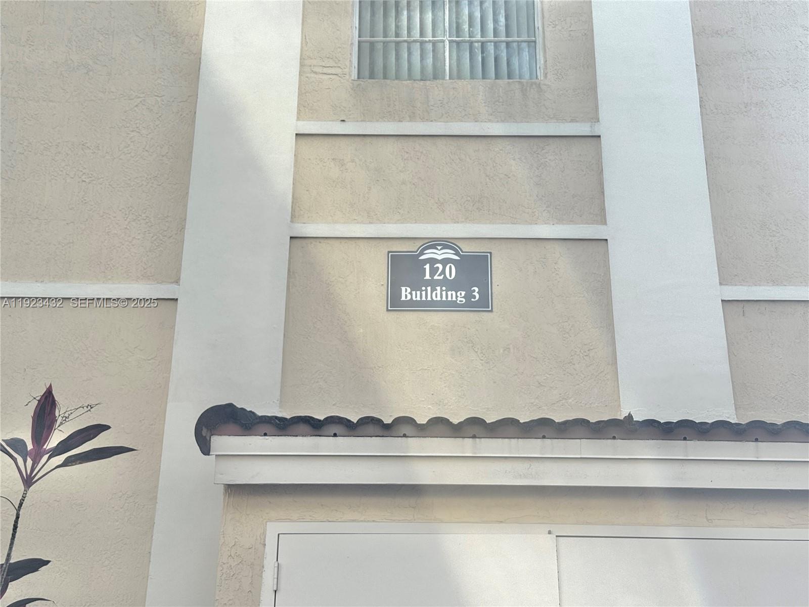 COURTYARDS AT JACARANDA C - Residential Lease