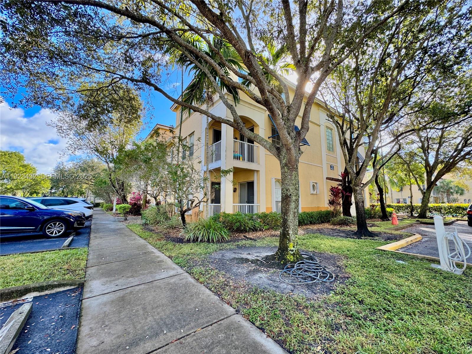 COURTYARDS AT JACARANDA C - Residential Lease