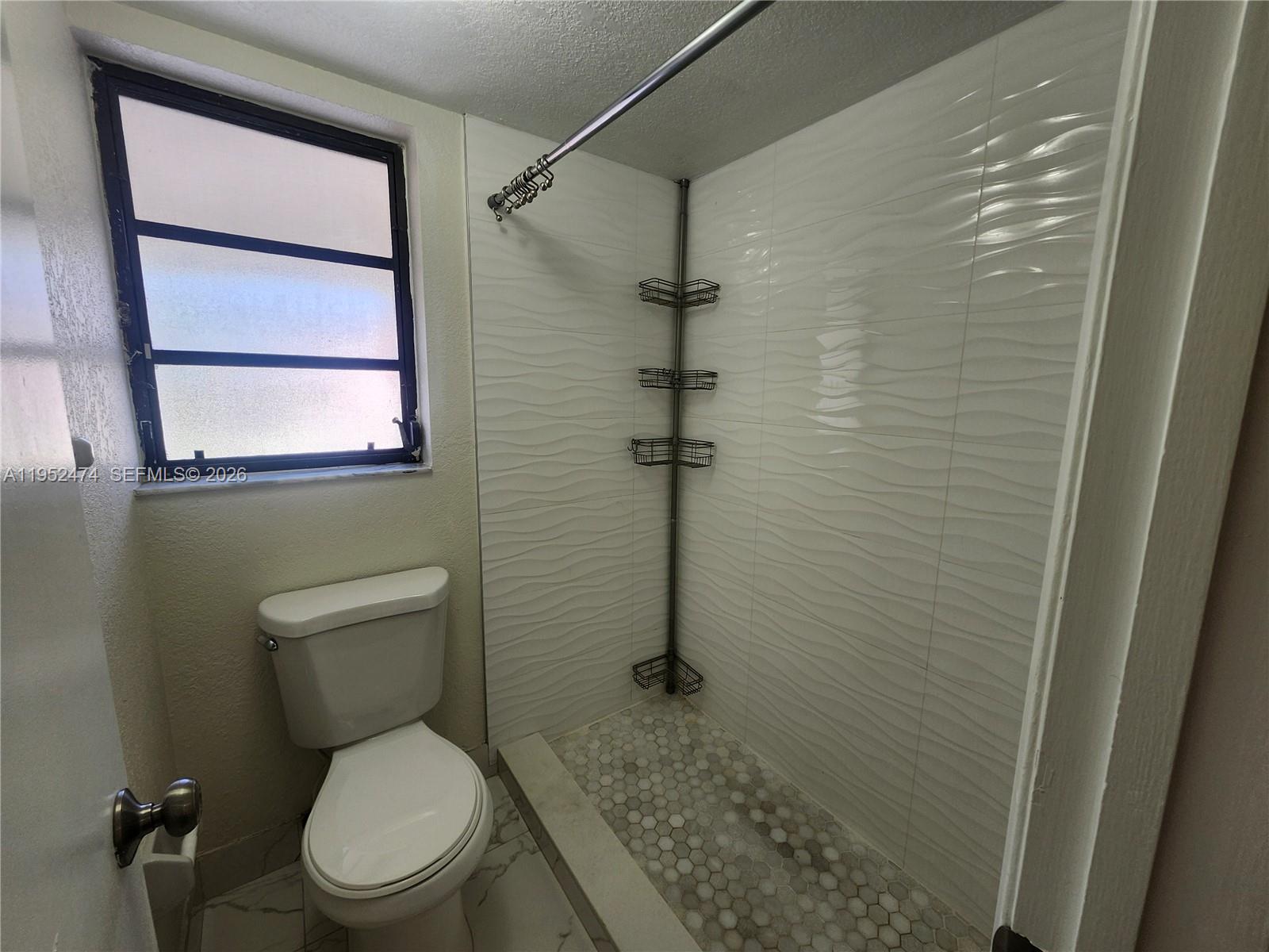 KENLAND COURT - Residential Lease