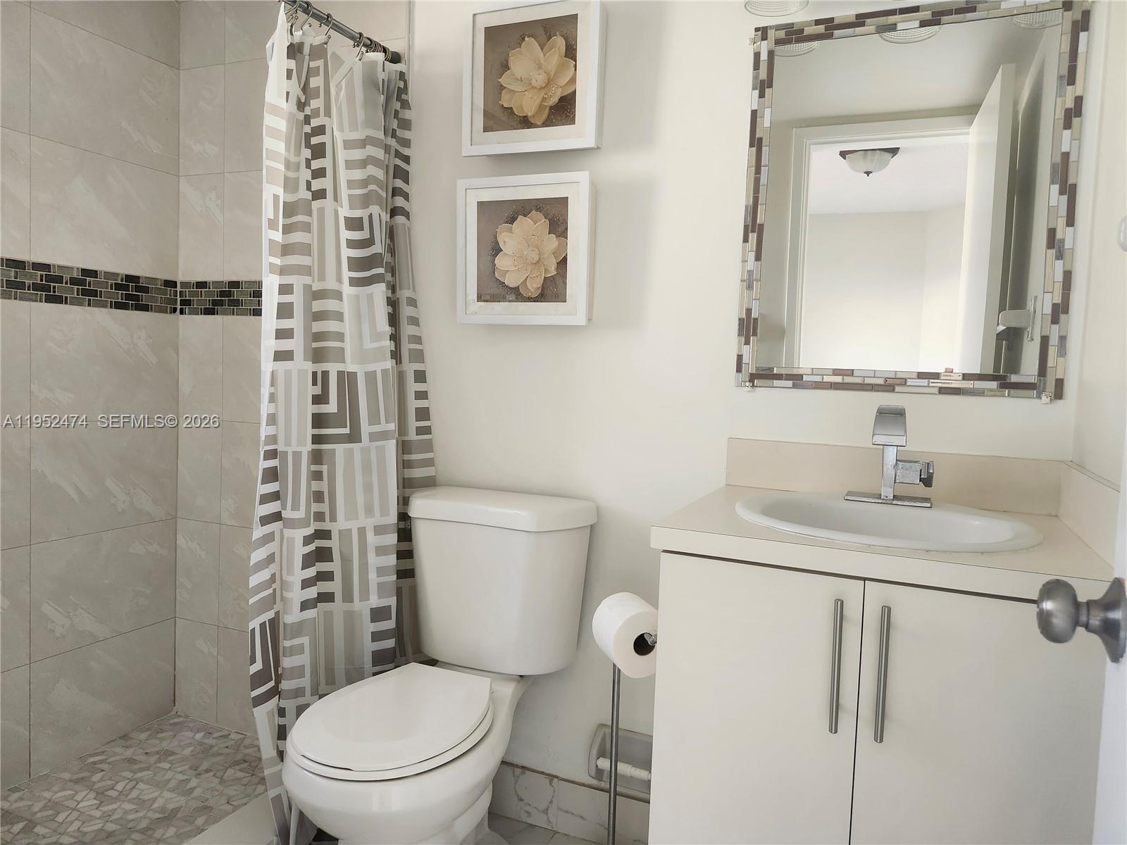 KENLAND COURT - Residential Lease