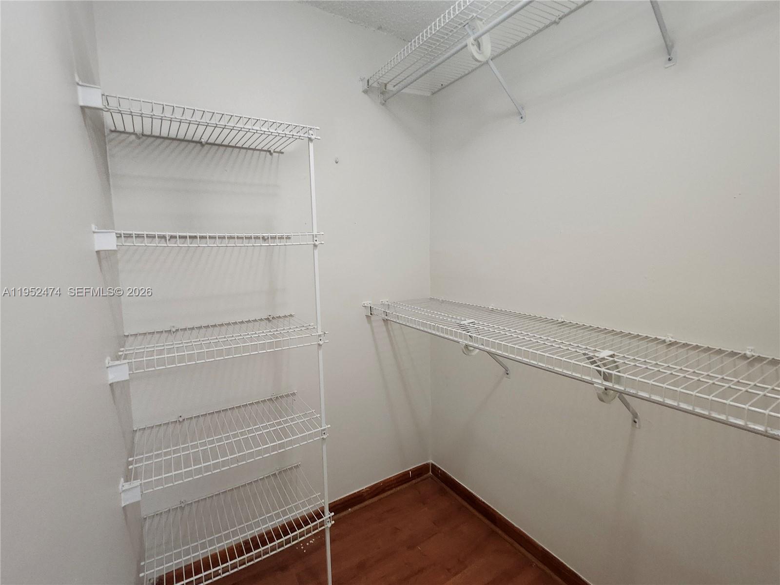 KENLAND COURT - Residential Lease