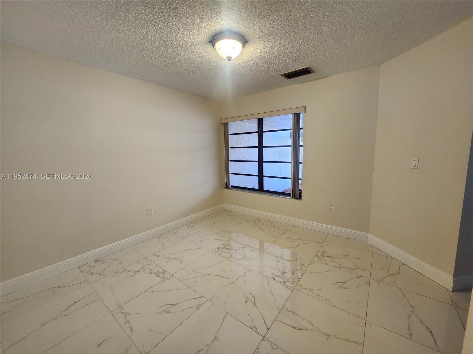 KENLAND COURT - Residential Lease