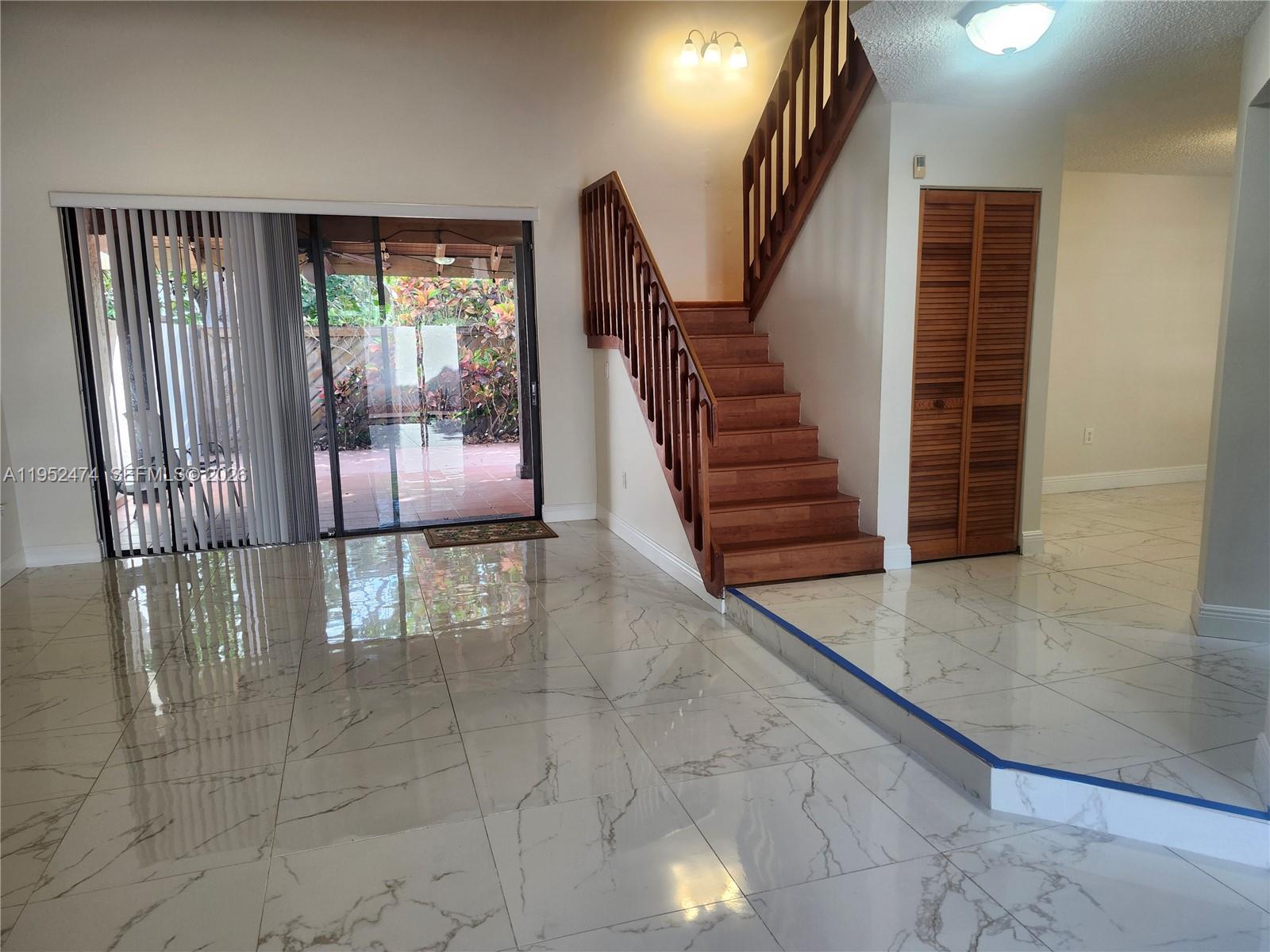 KENLAND COURT - Residential Lease