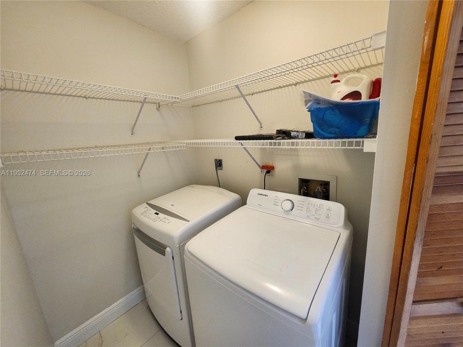 KENLAND COURT - Residential Lease
