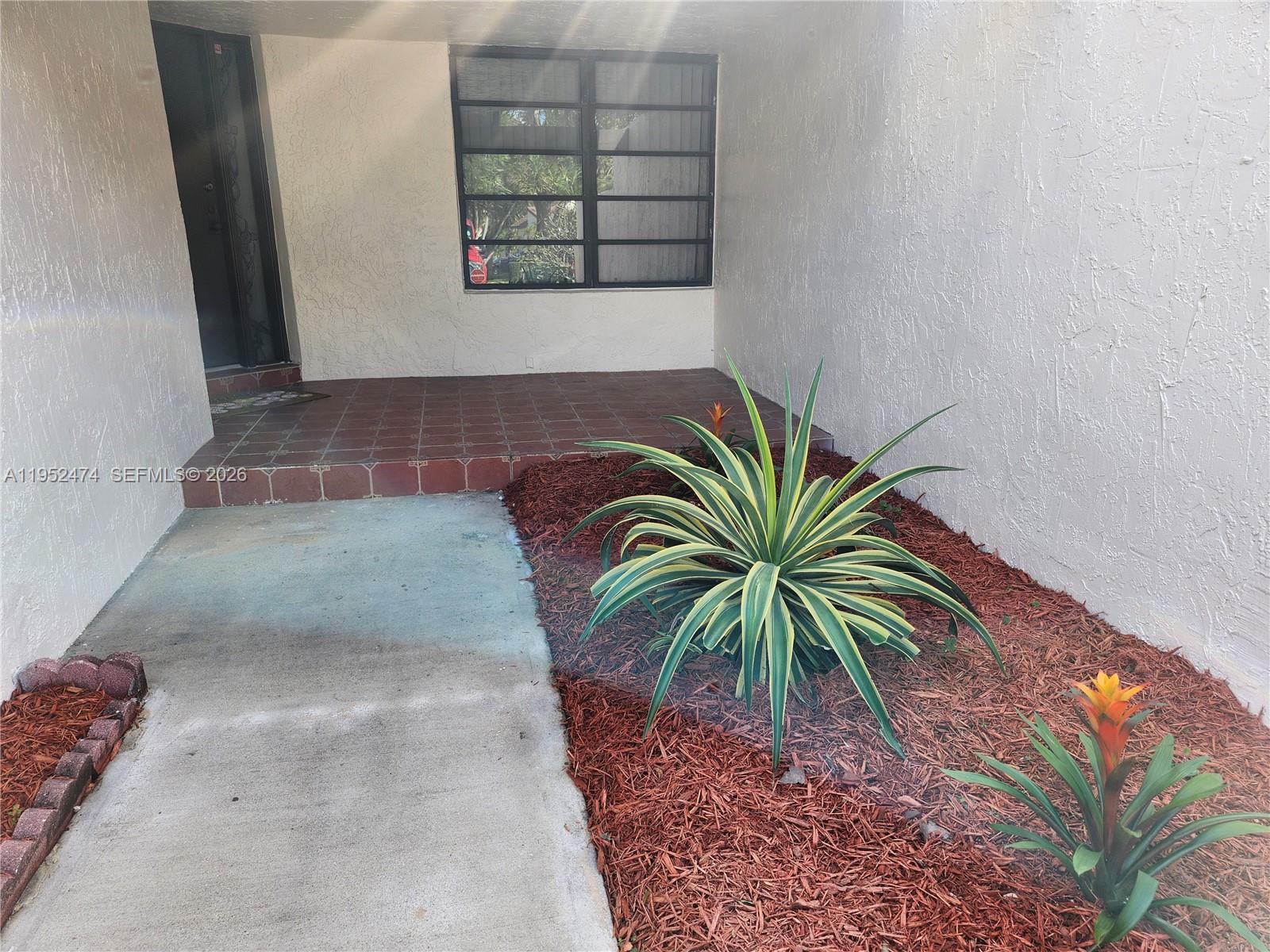 KENLAND COURT - Residential Lease