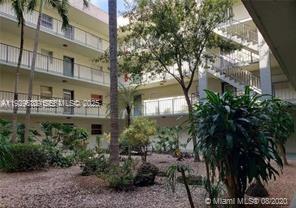 COURTYARDS OF BROWARD CON - Residential Lease