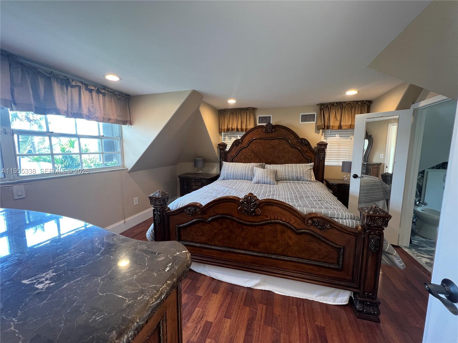 NORTH BAY ISLAND - Residential Lease