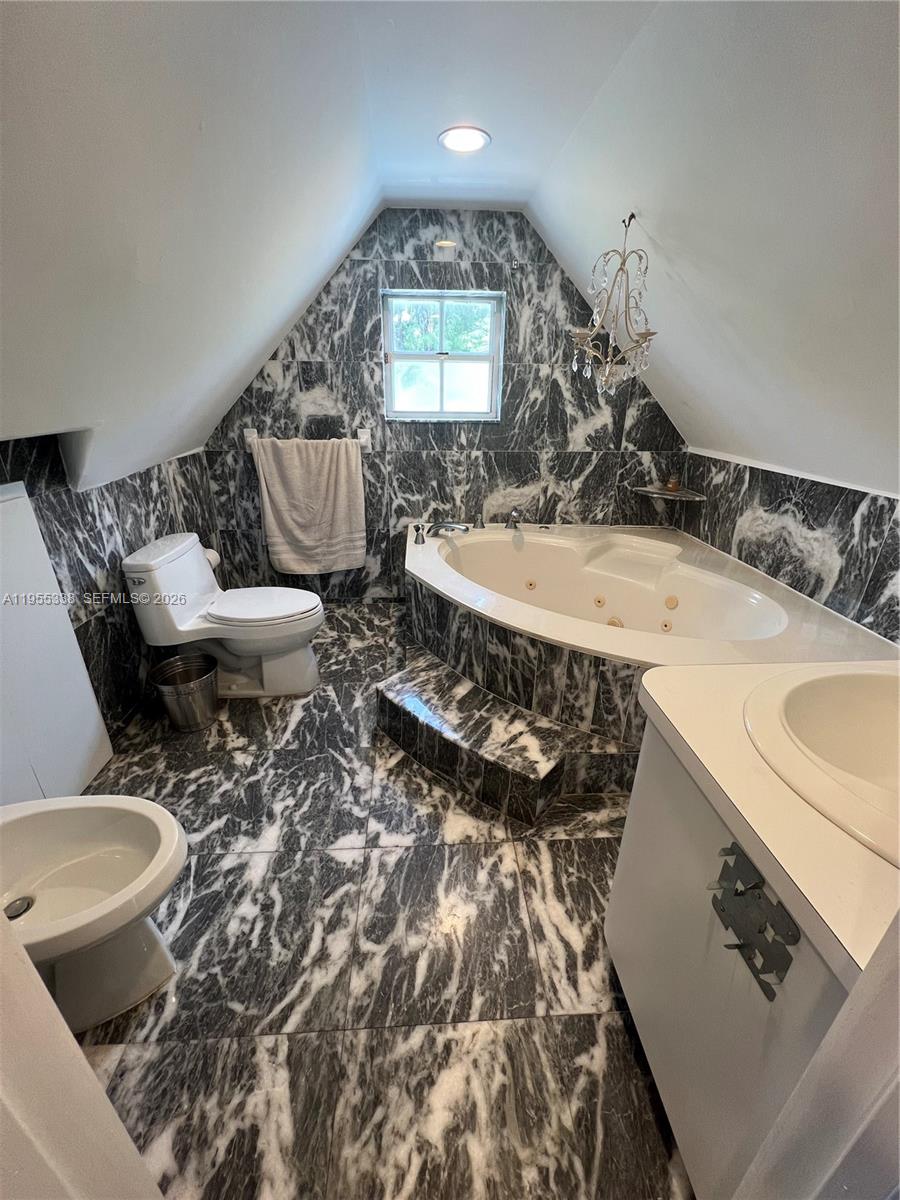 NORTH BAY ISLAND - Residential Lease
