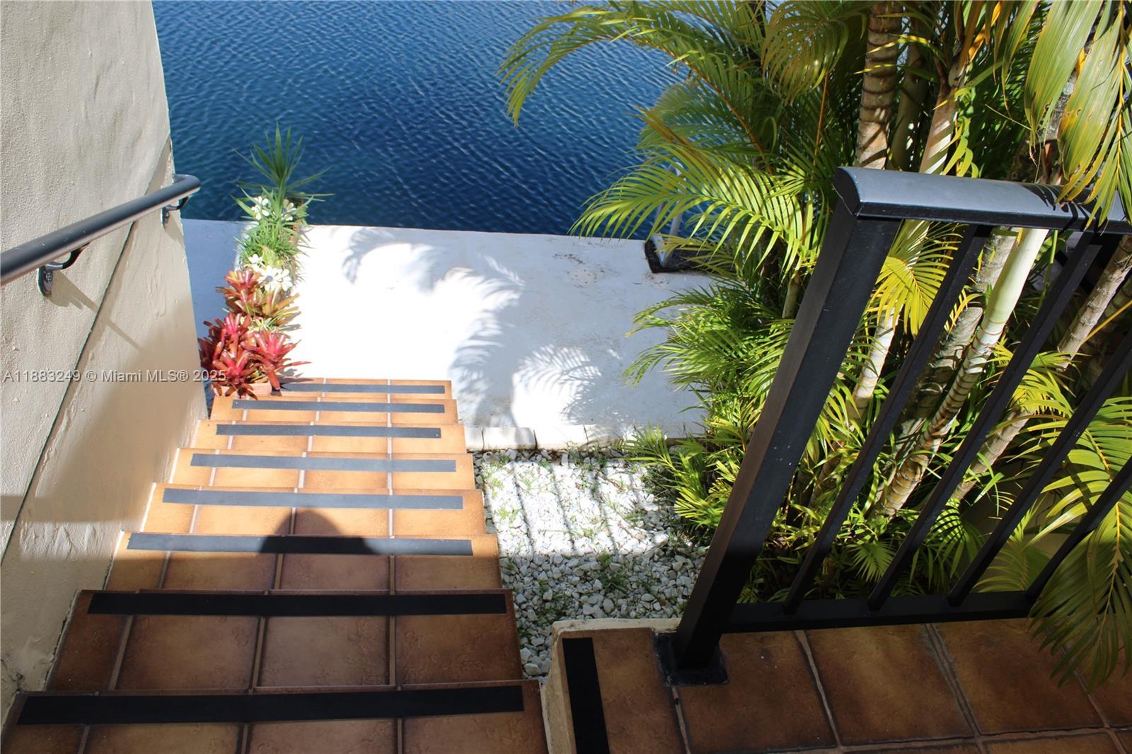 MIAMI LAKES LOCH LOMOND W - Residential