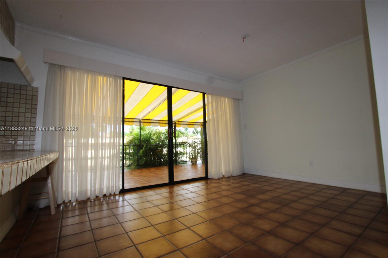 MIAMI LAKES LOCH LOMOND W - Residential