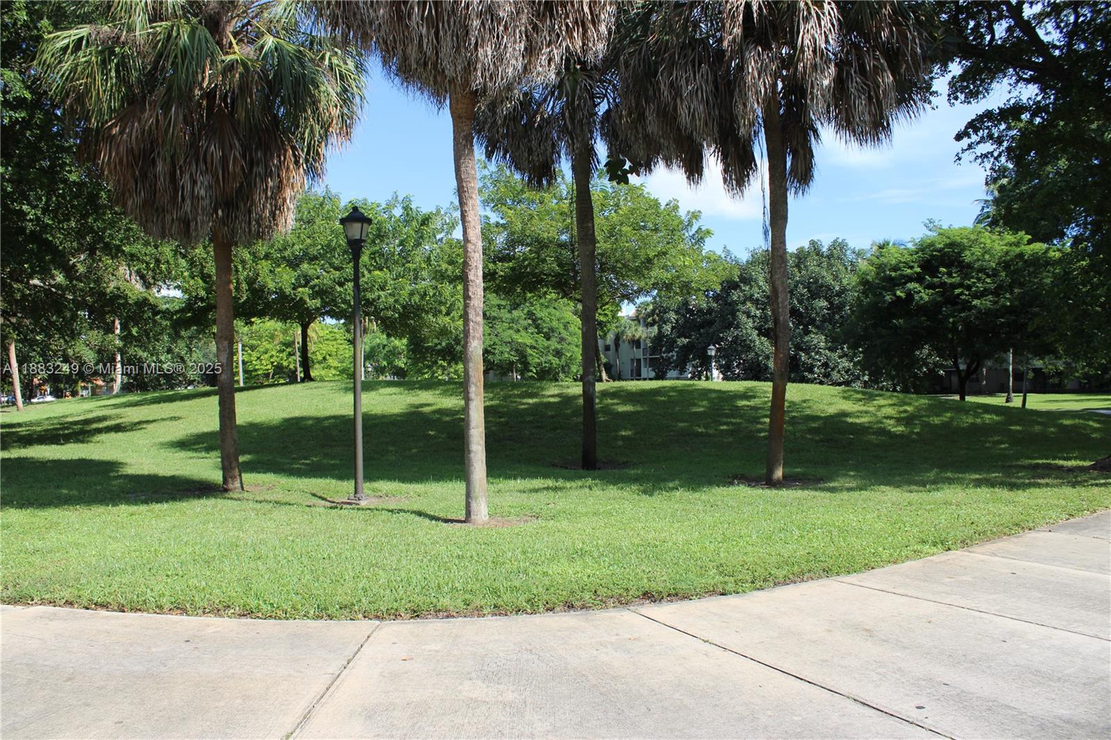 MIAMI LAKES LOCH LOMOND W - Residential
