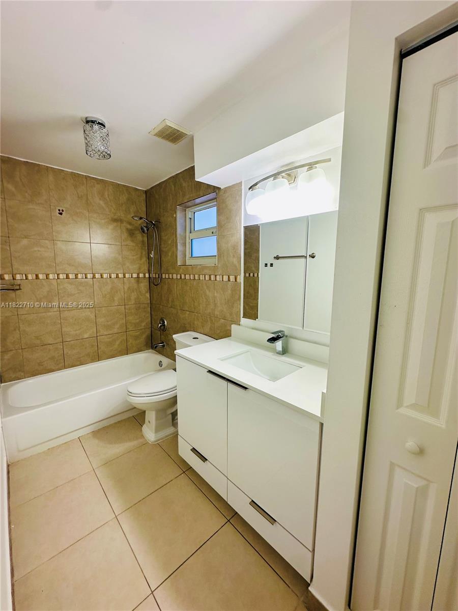 CHAPEL TRAIL II - Residential