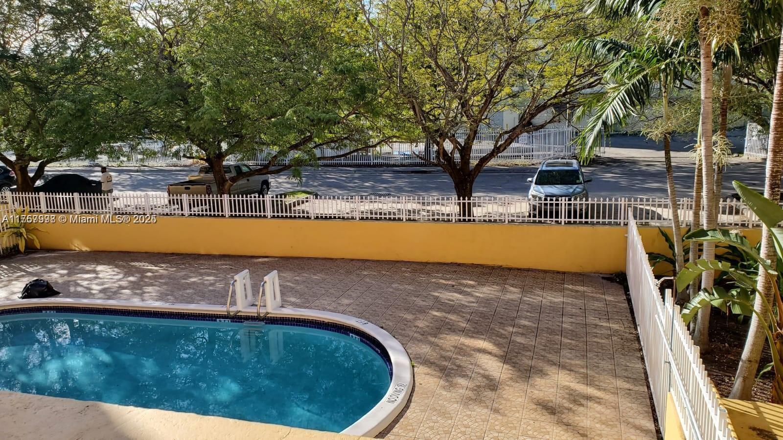 THE PALMS 51 CONDO - Residential