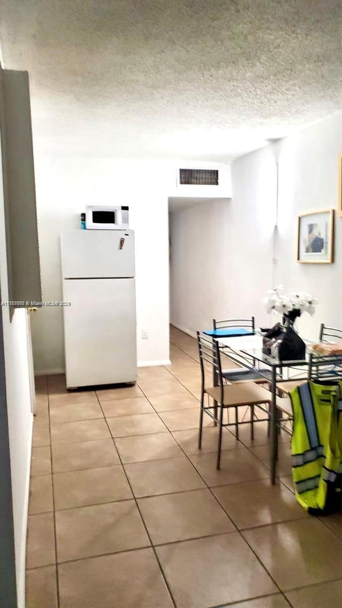 THE PALMS 51 CONDO - Residential