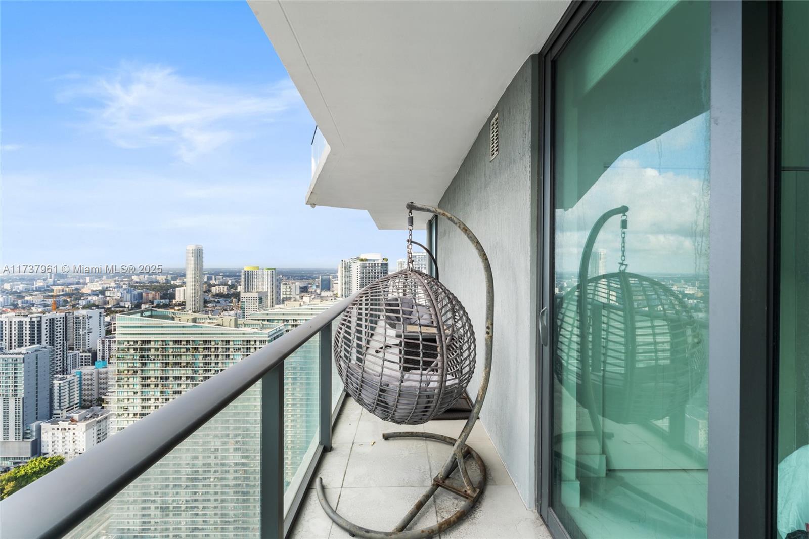 1300 S MIAMI AVENUE CONDO - Residential