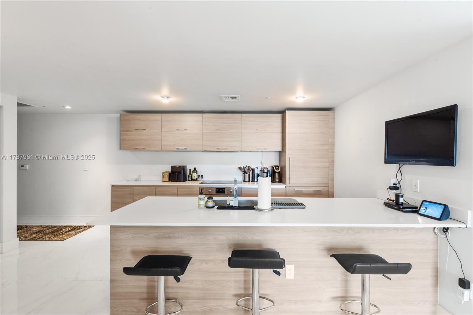 1300 S MIAMI AVENUE CONDO - Residential