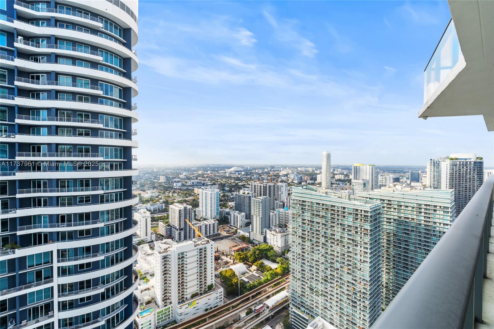 1300 S MIAMI AVENUE CONDO - Residential