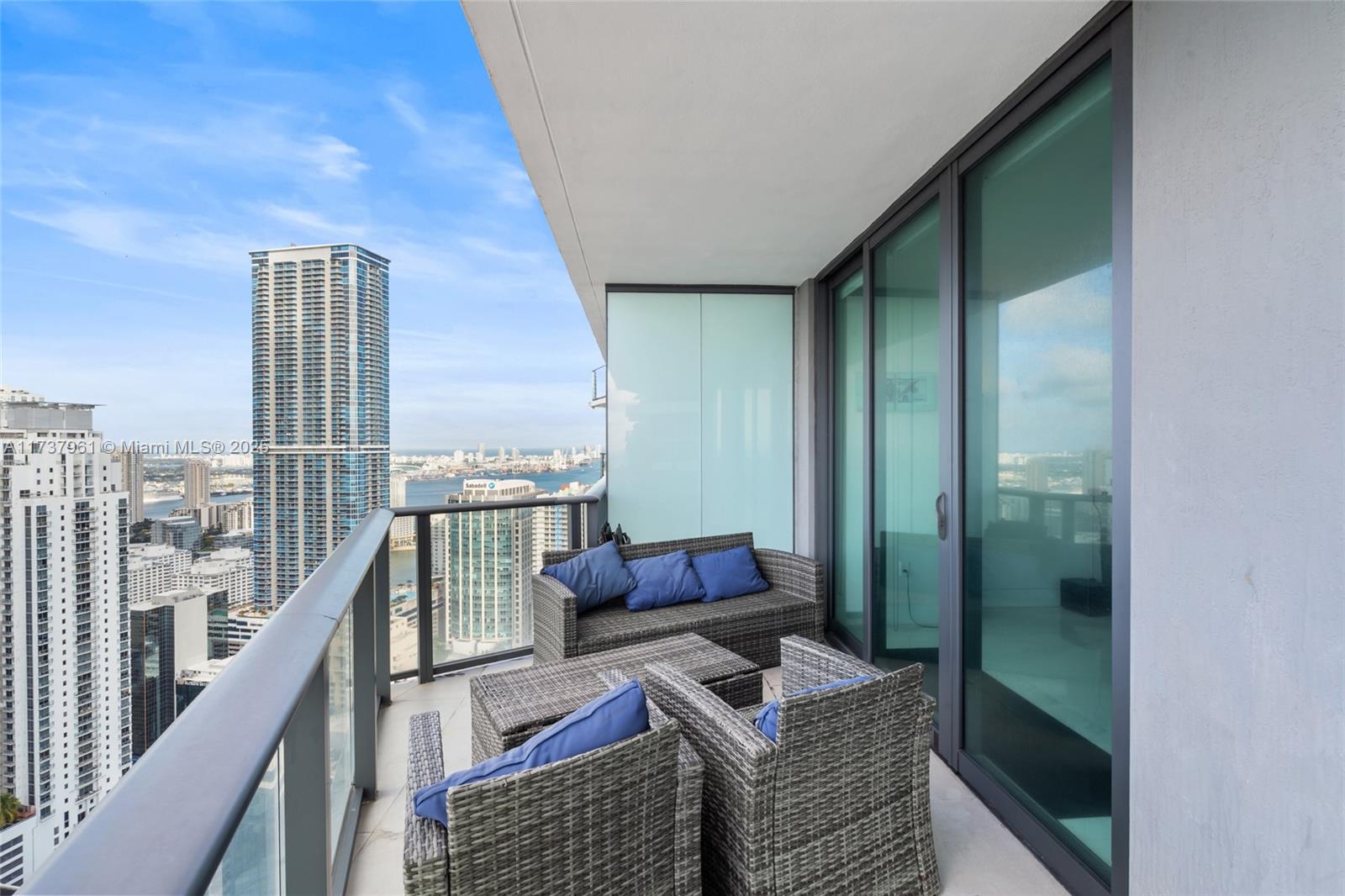 1300 S MIAMI AVENUE CONDO - Residential