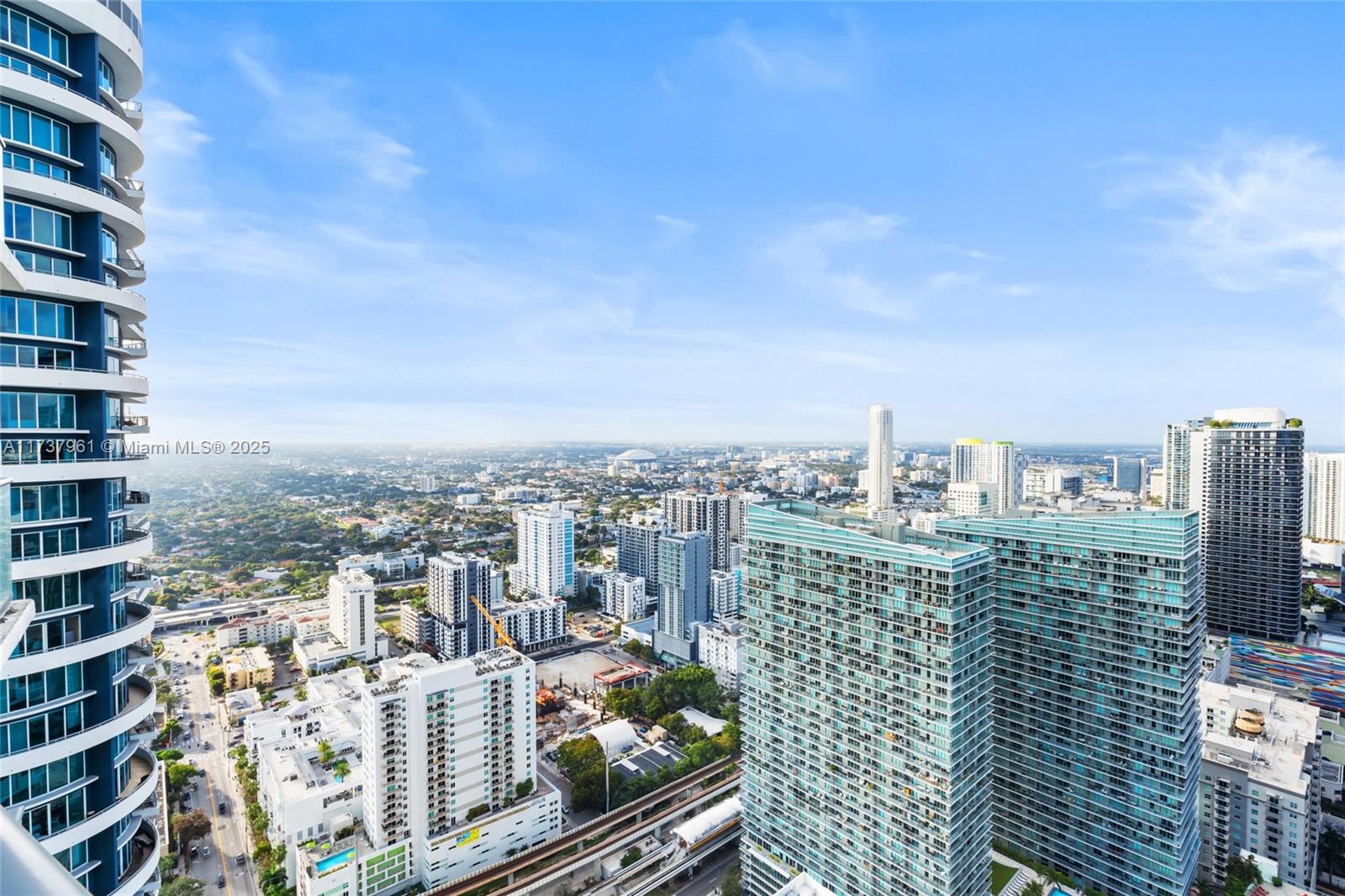 1300 S MIAMI AVENUE CONDO - Residential