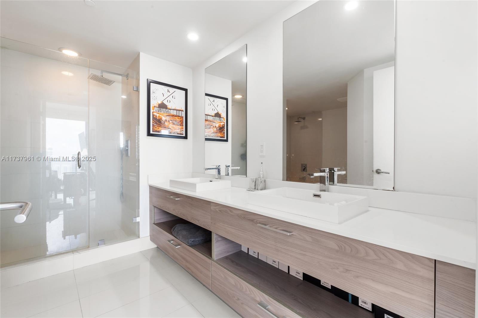 1300 S MIAMI AVENUE CONDO - Residential
