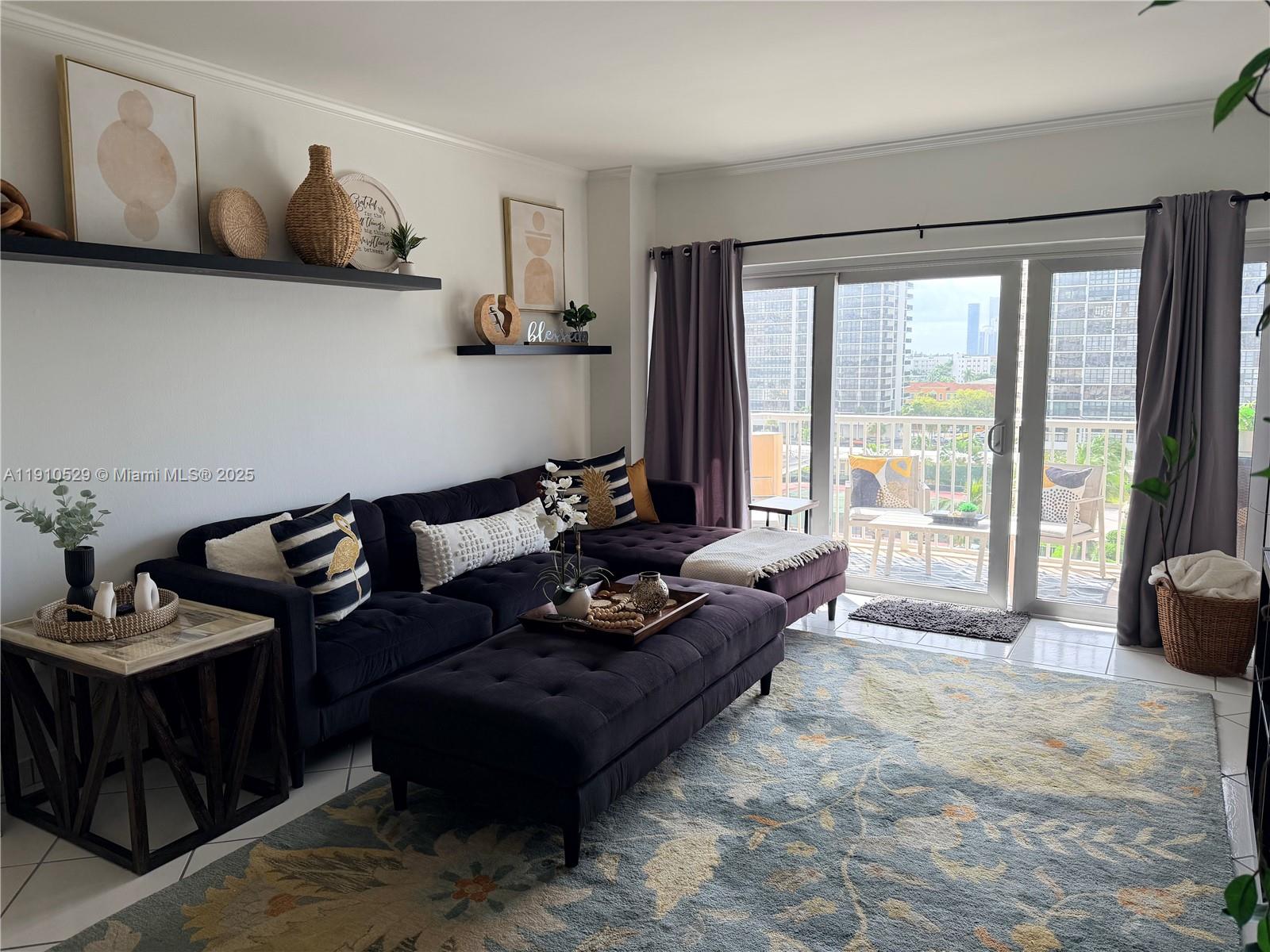 HEMISPHERES CONDO - Residential Lease