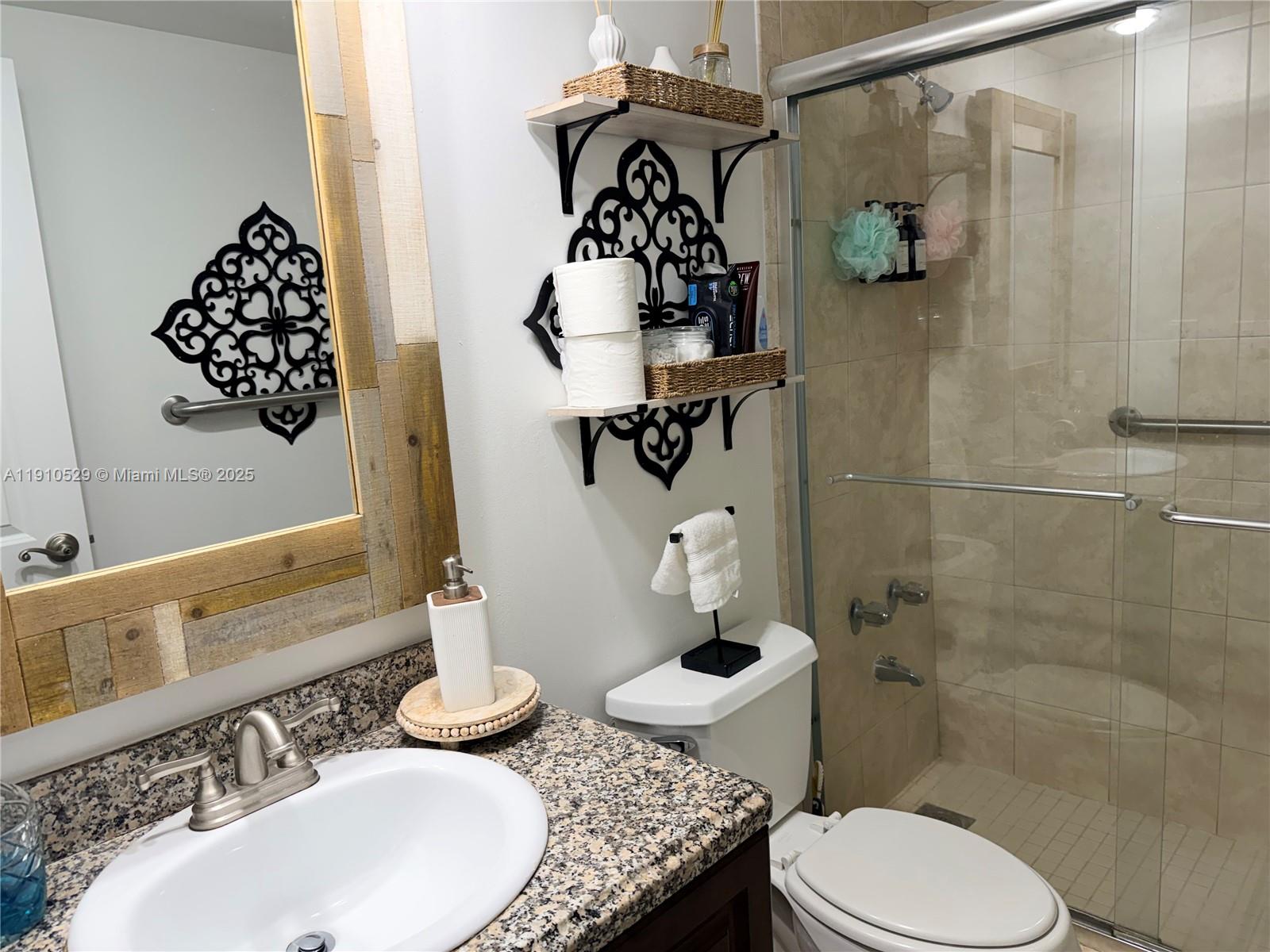 HEMISPHERES CONDO - Residential Lease