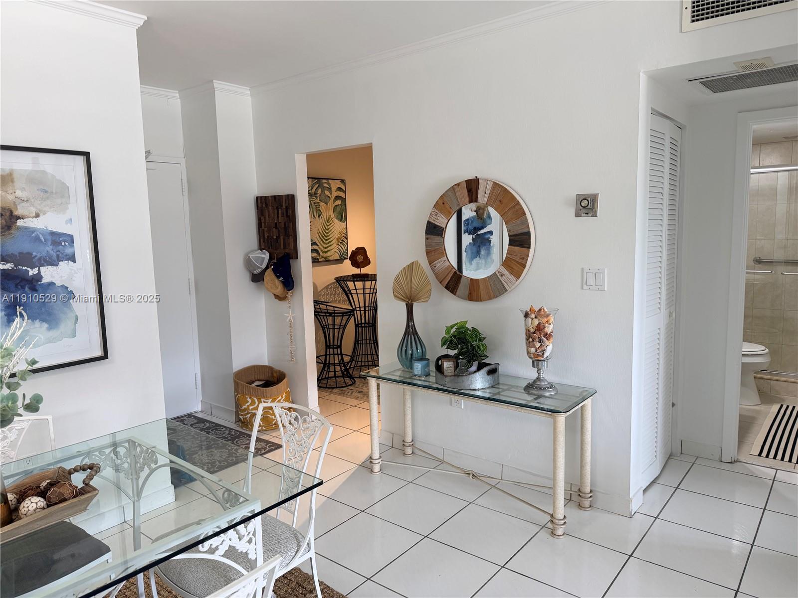 HEMISPHERES CONDO - Residential Lease