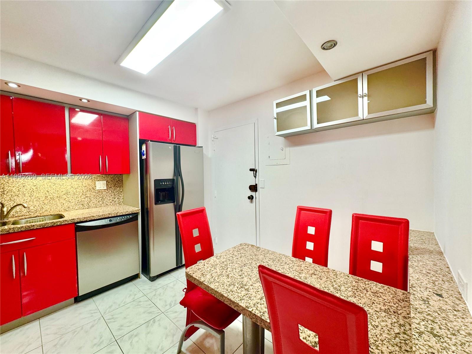 WINSTON TOWERS 100 CONDO - Residential Lease