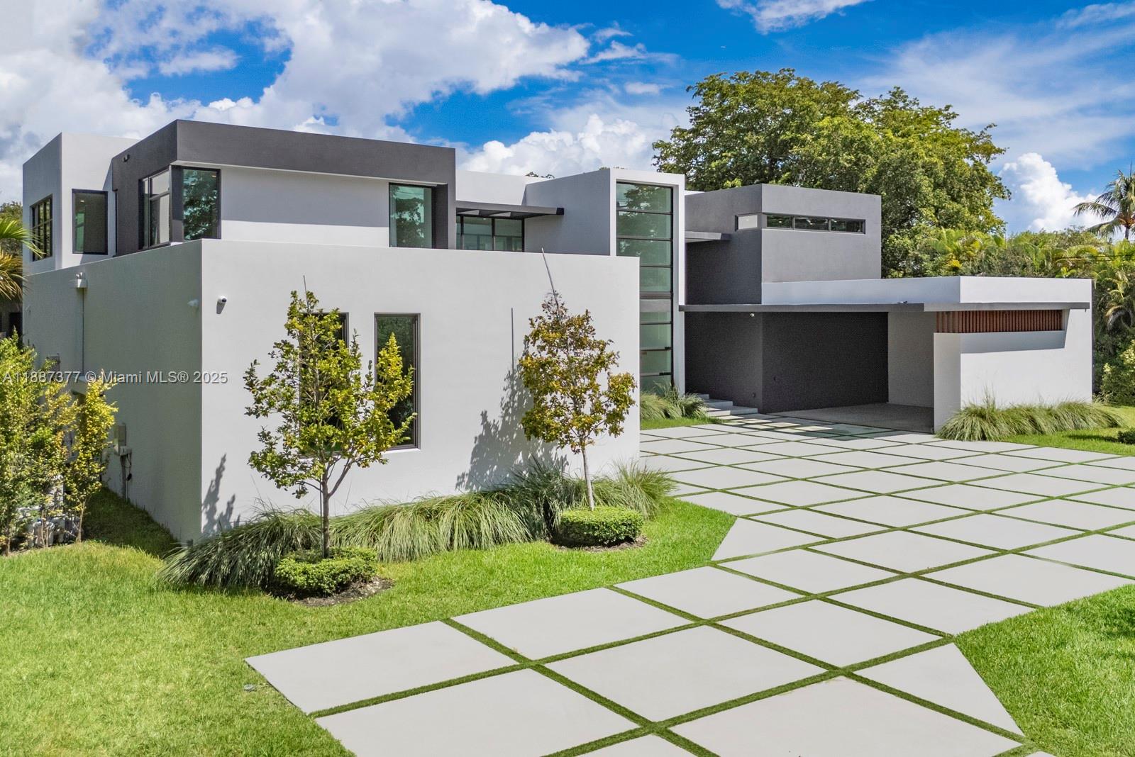 View photos, virtual tours, details... 7425 SW 136th St