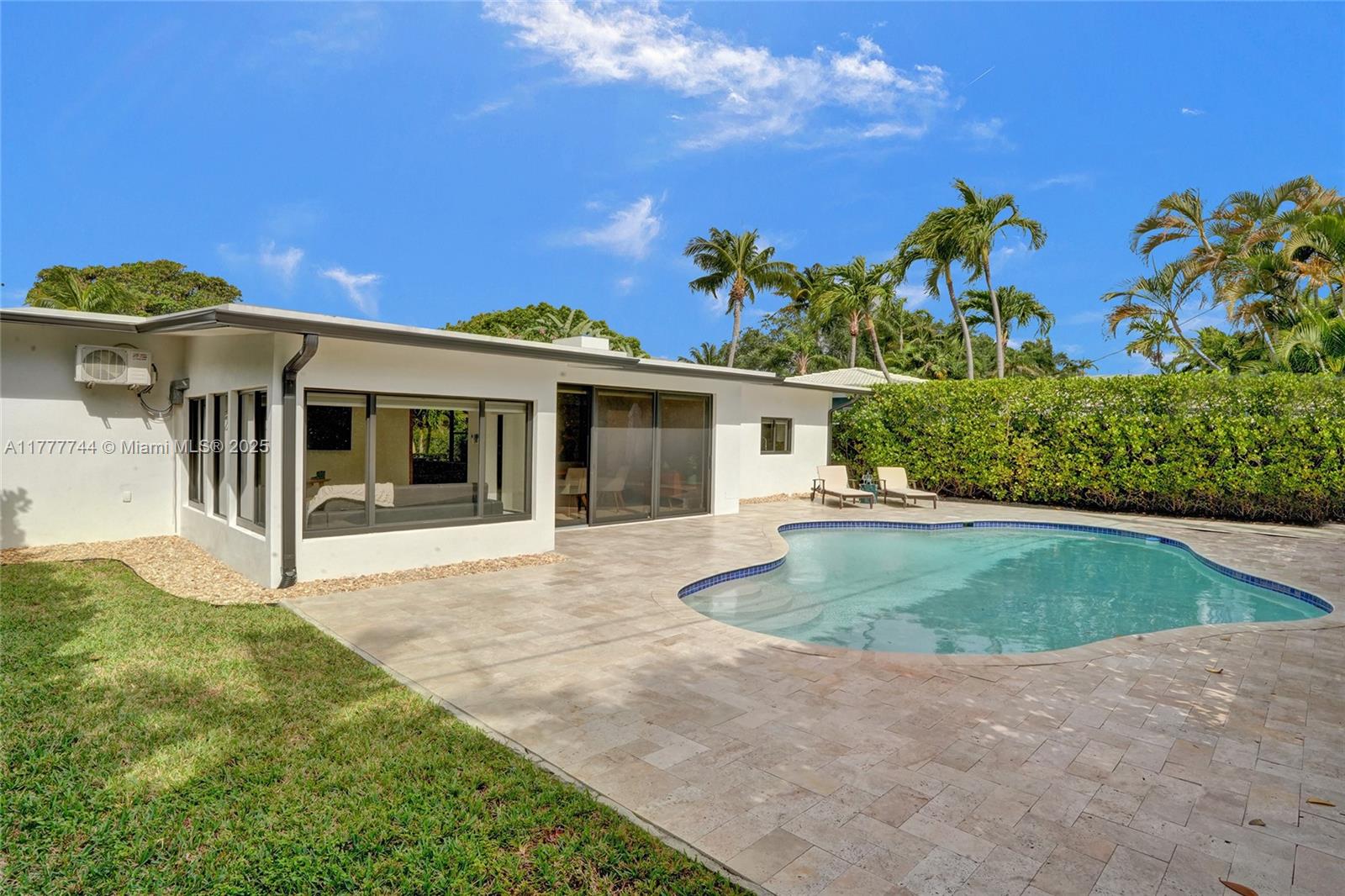 Property for Sale at 620 Ne 17th Ter, Fort Lauderdale, Broward County, Florida - Bedrooms: 3 
Bathrooms: 2  - $1,499,990