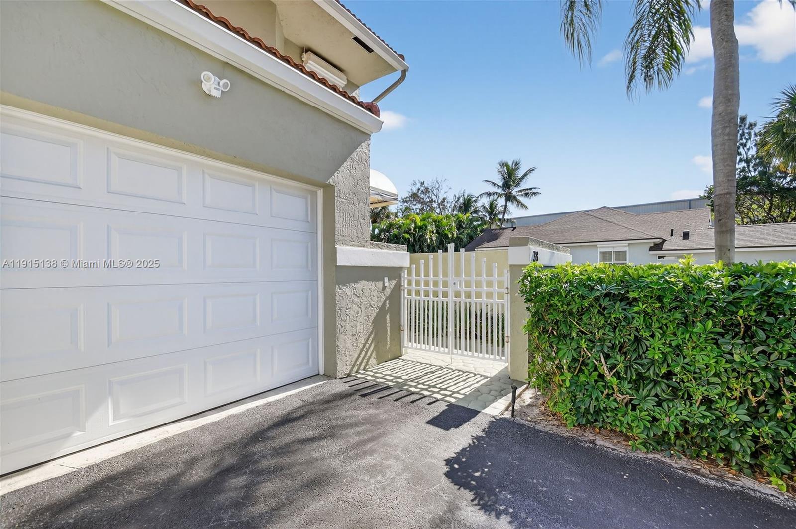 LAKESHORE NORTH - Residential