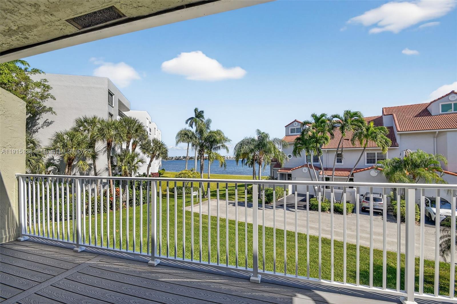 LAKESHORE NORTH - Residential