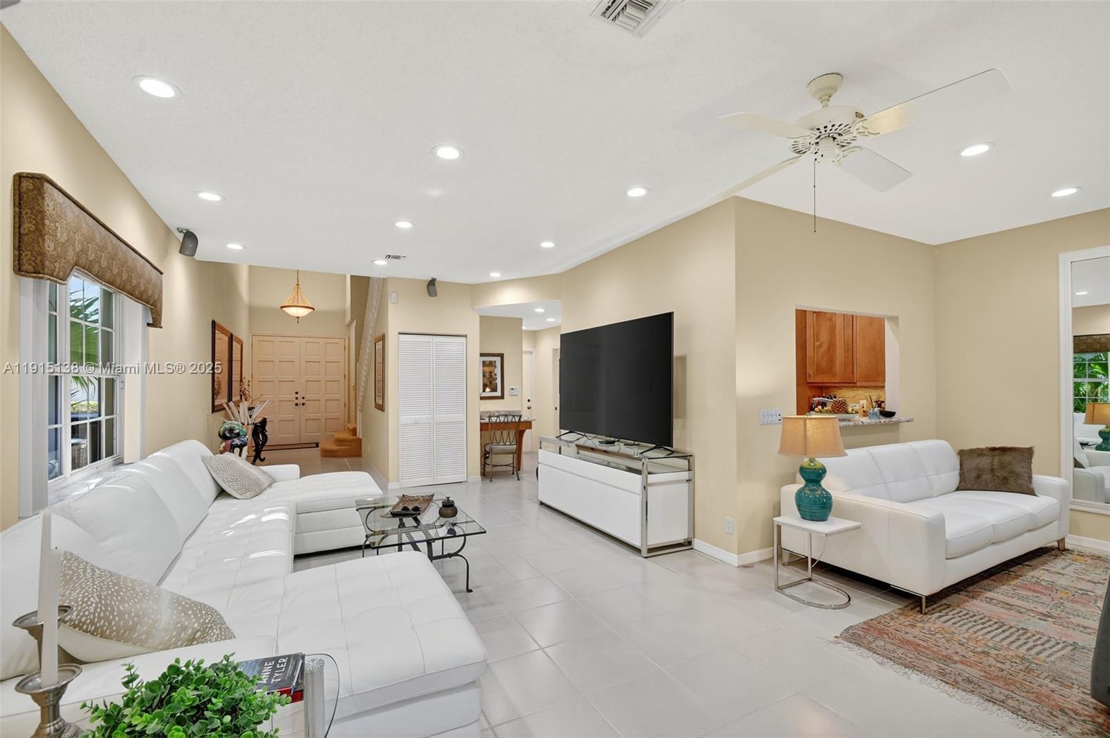 LAKESHORE NORTH - Residential