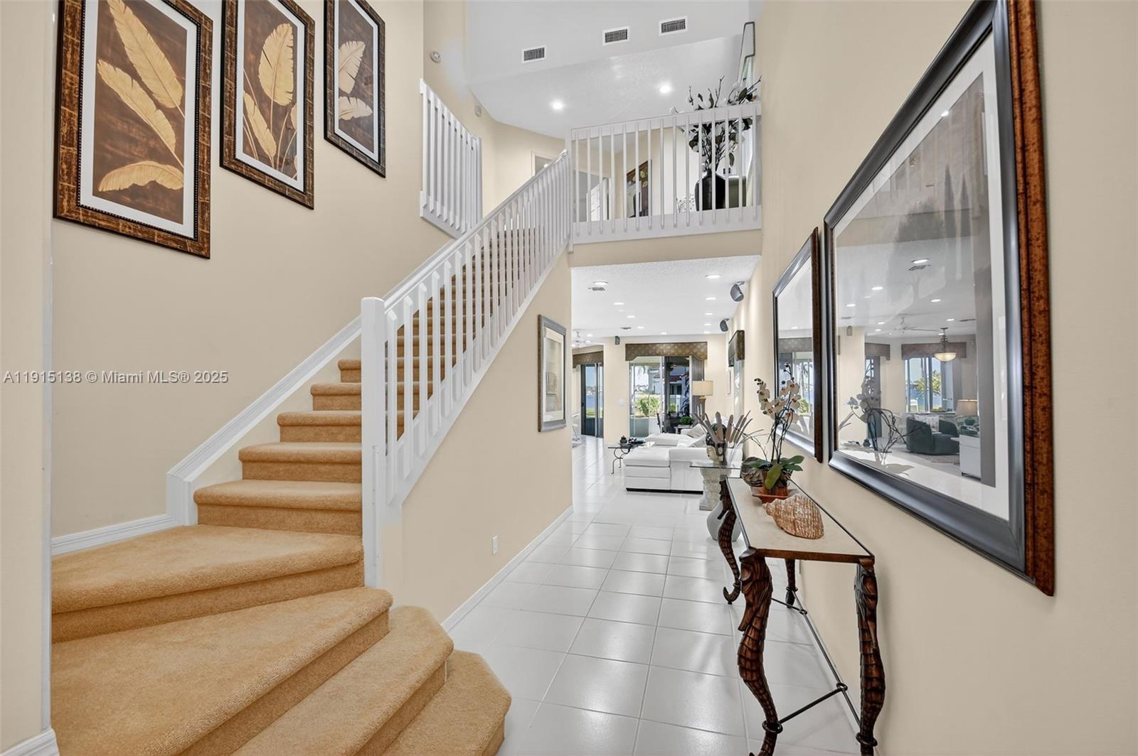 LAKESHORE NORTH - Residential