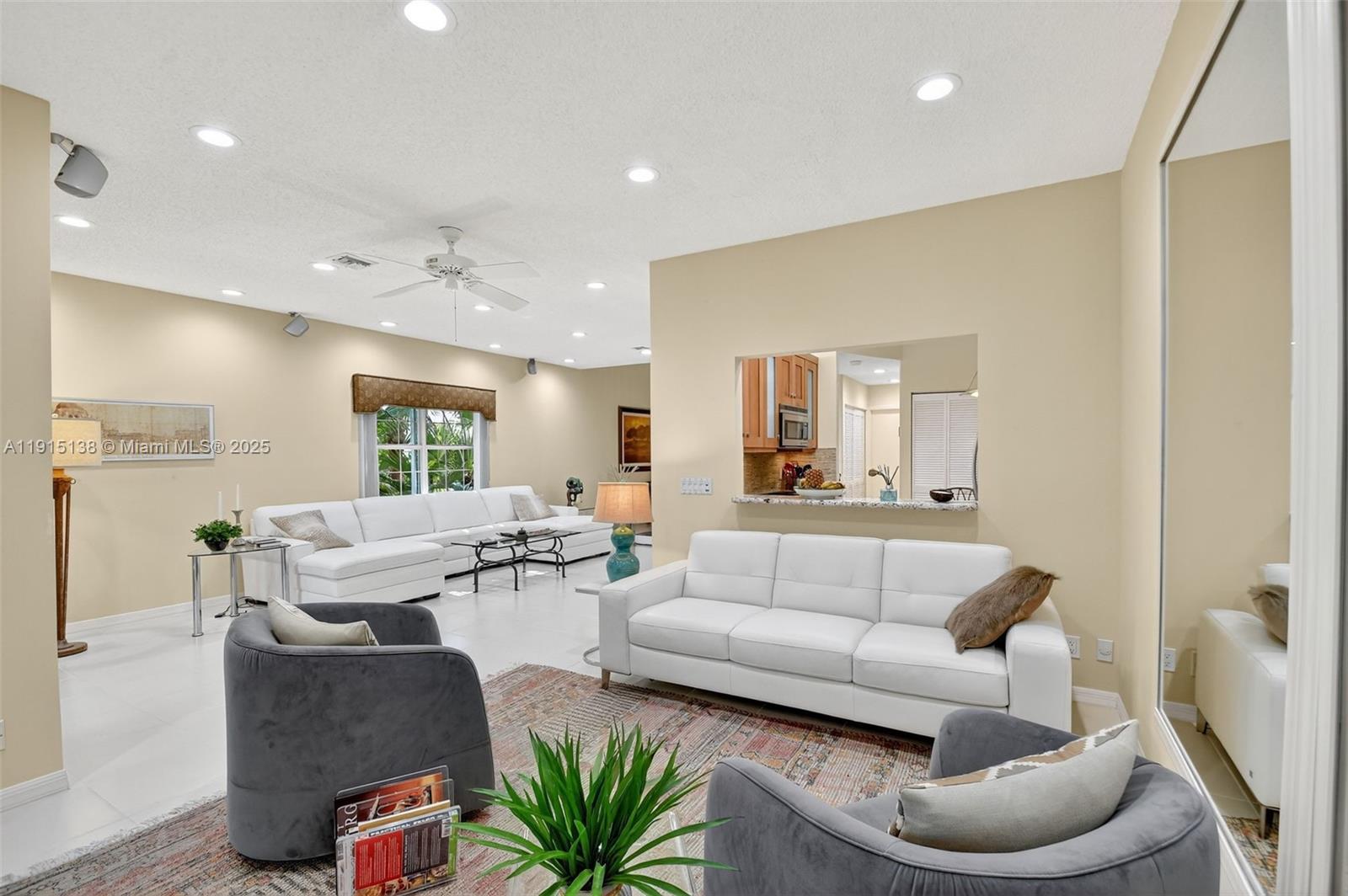 LAKESHORE NORTH - Residential