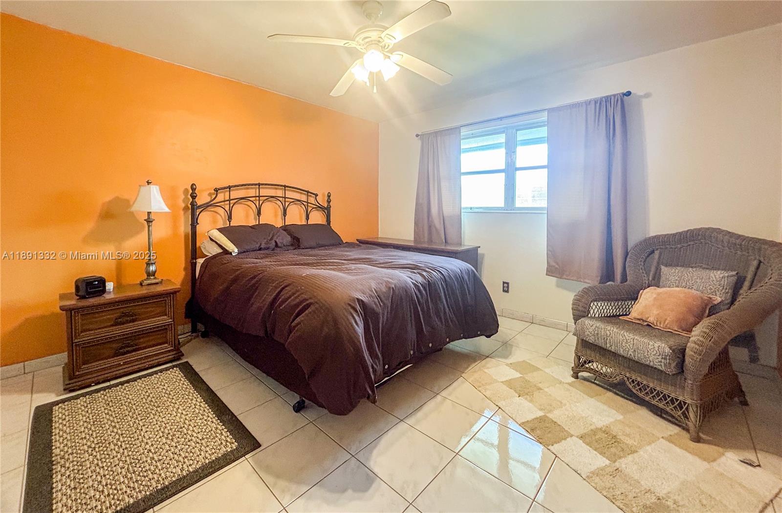 CORONET ACRES CONDO - Residential Lease