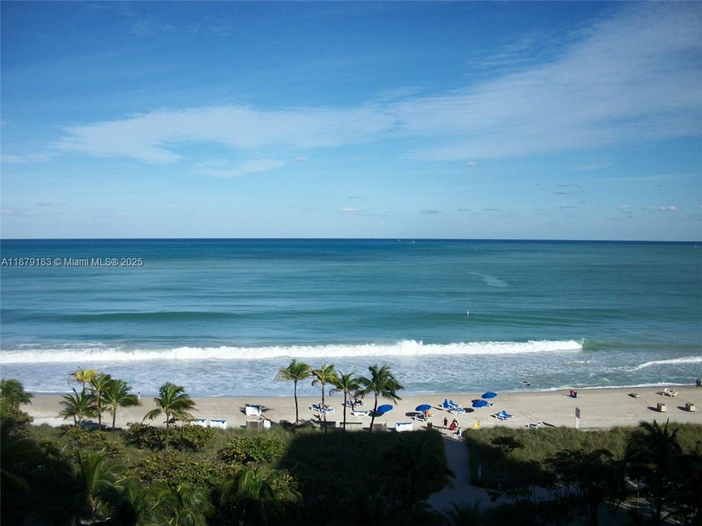 THE PLAZA OF BAL HARBOUR - Residential Lease
