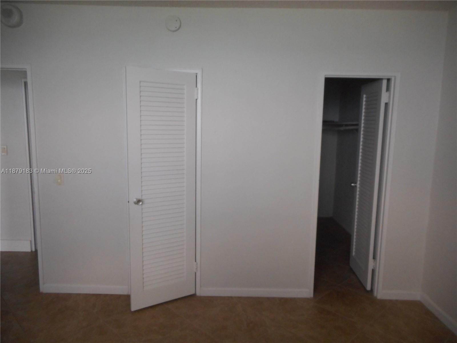 THE PLAZA OF BAL HARBOUR - Residential Lease