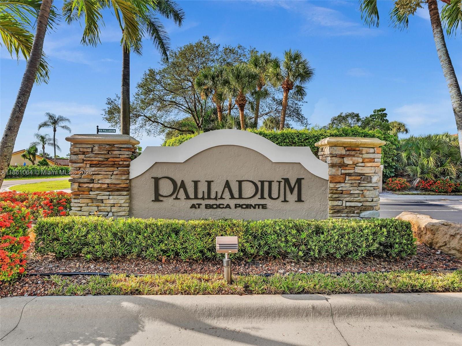 Welcome Home, to this beautiful 3 bedroom 2 Bath in breath taking Boca Raton.
In this Small Quiet neighborhood minuets away from everything, enjoy shopping and entertain your self with all that Boca has to offer.