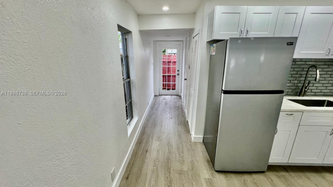 NORTH HOLLYWOOD - Residential Lease